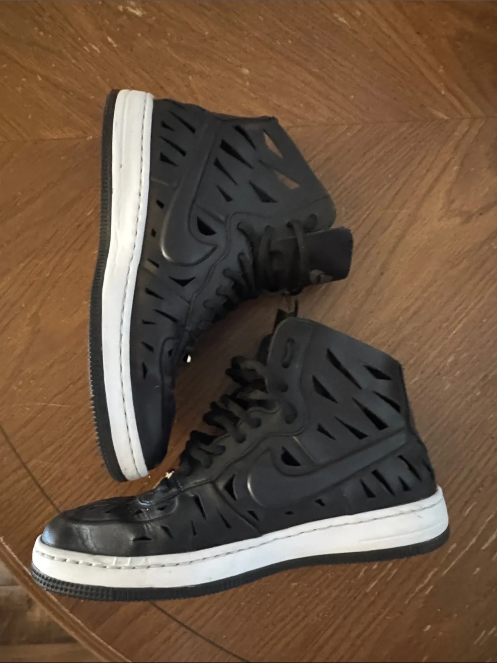 Nike AF1 Ultra Force Mid Joli Laser Cut Black Leather White Mid Women's Sz 8 EUC